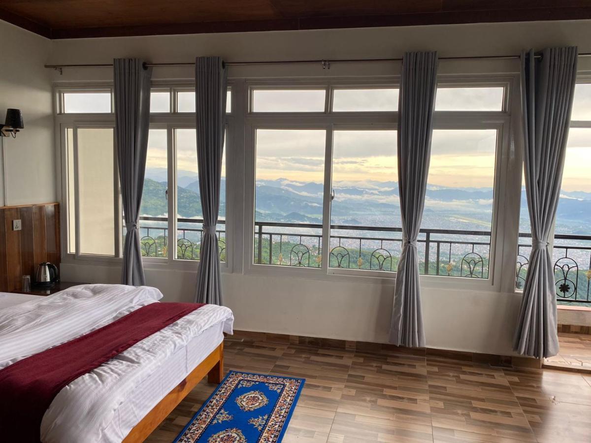 Panoramic View Guest House Sarangkot ポカラ エクステリア 写真