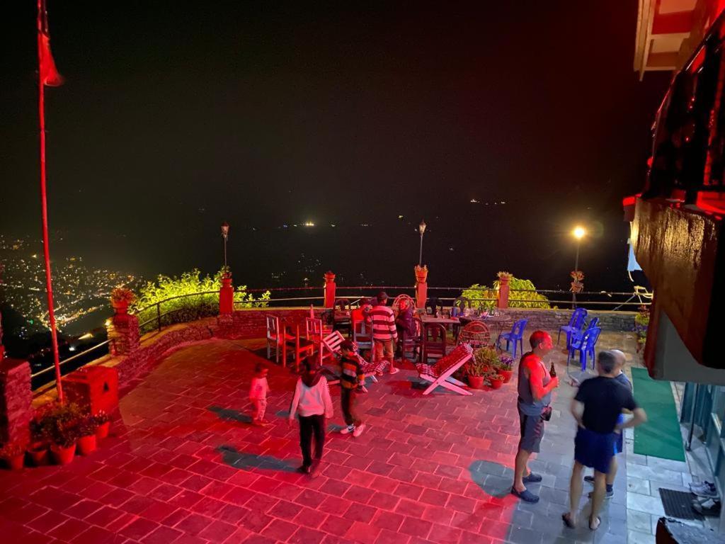 Panoramic View Guest House Sarangkot ポカラ エクステリア 写真
