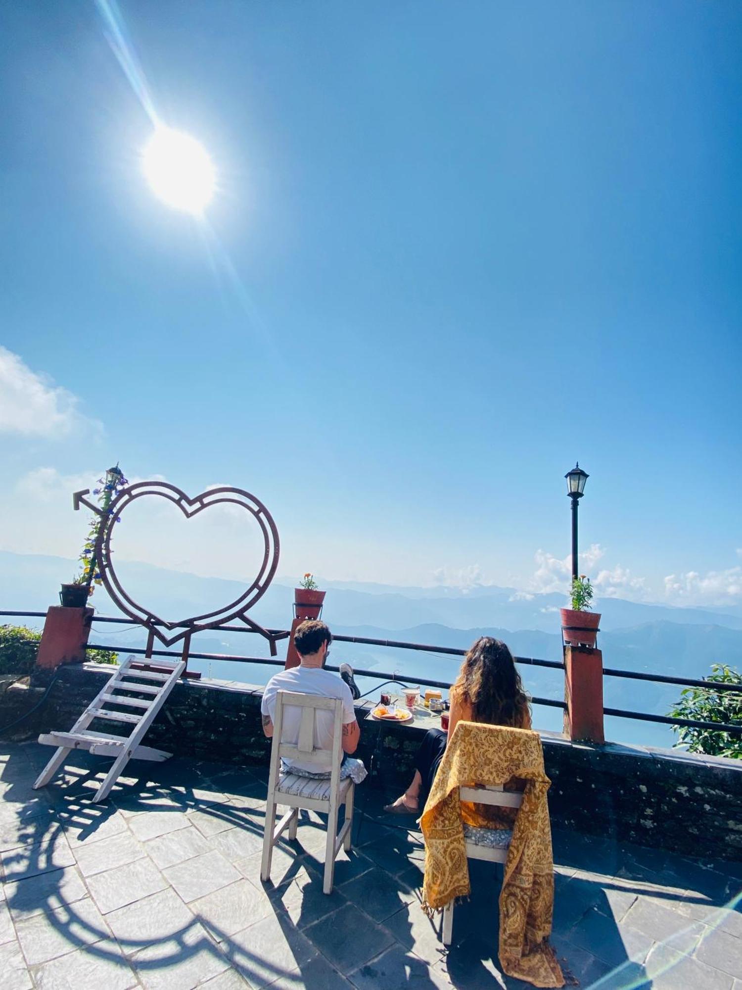 Panoramic View Guest House Sarangkot ポカラ エクステリア 写真