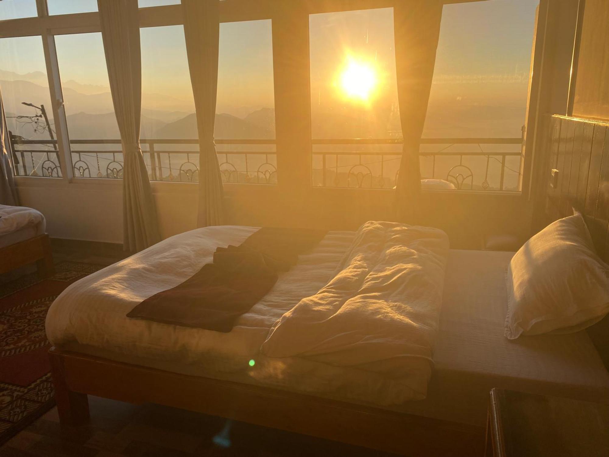 Panoramic View Guest House Sarangkot ポカラ エクステリア 写真