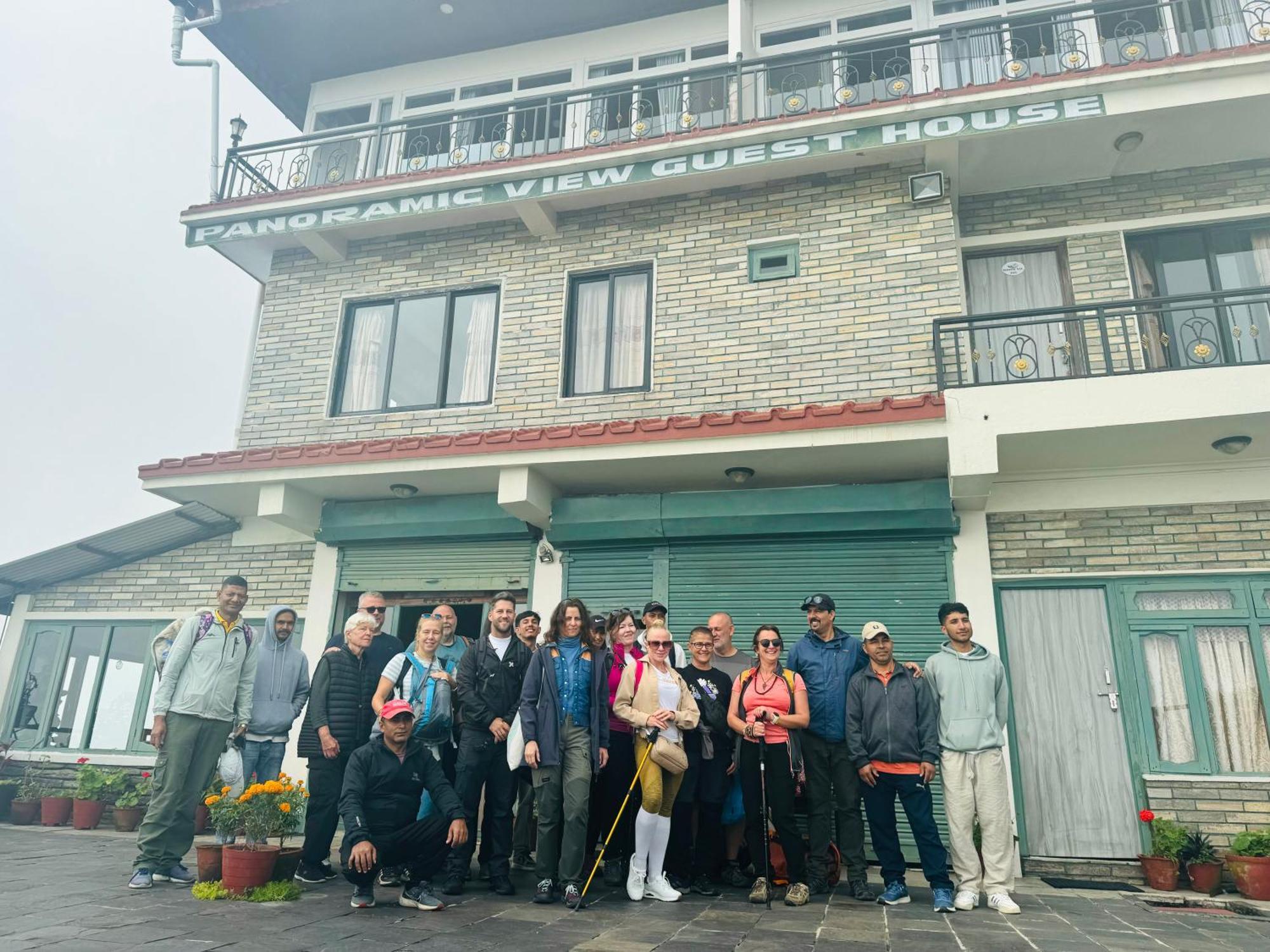 Panoramic View Guest House Sarangkot ポカラ エクステリア 写真
