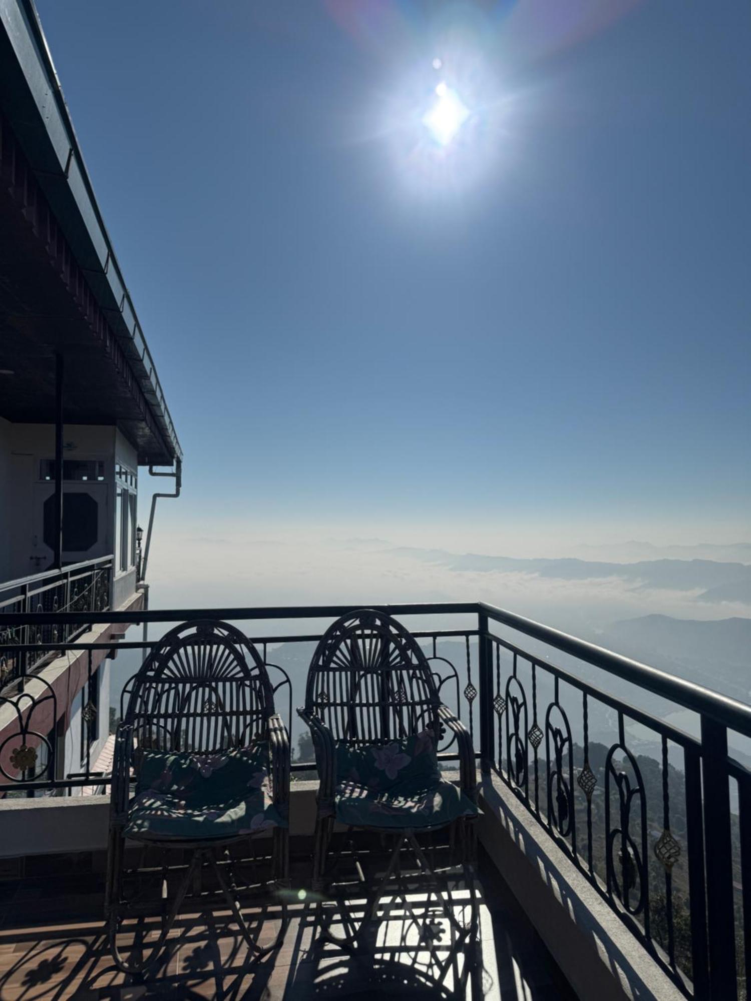 Panoramic View Guest House Sarangkot ポカラ エクステリア 写真