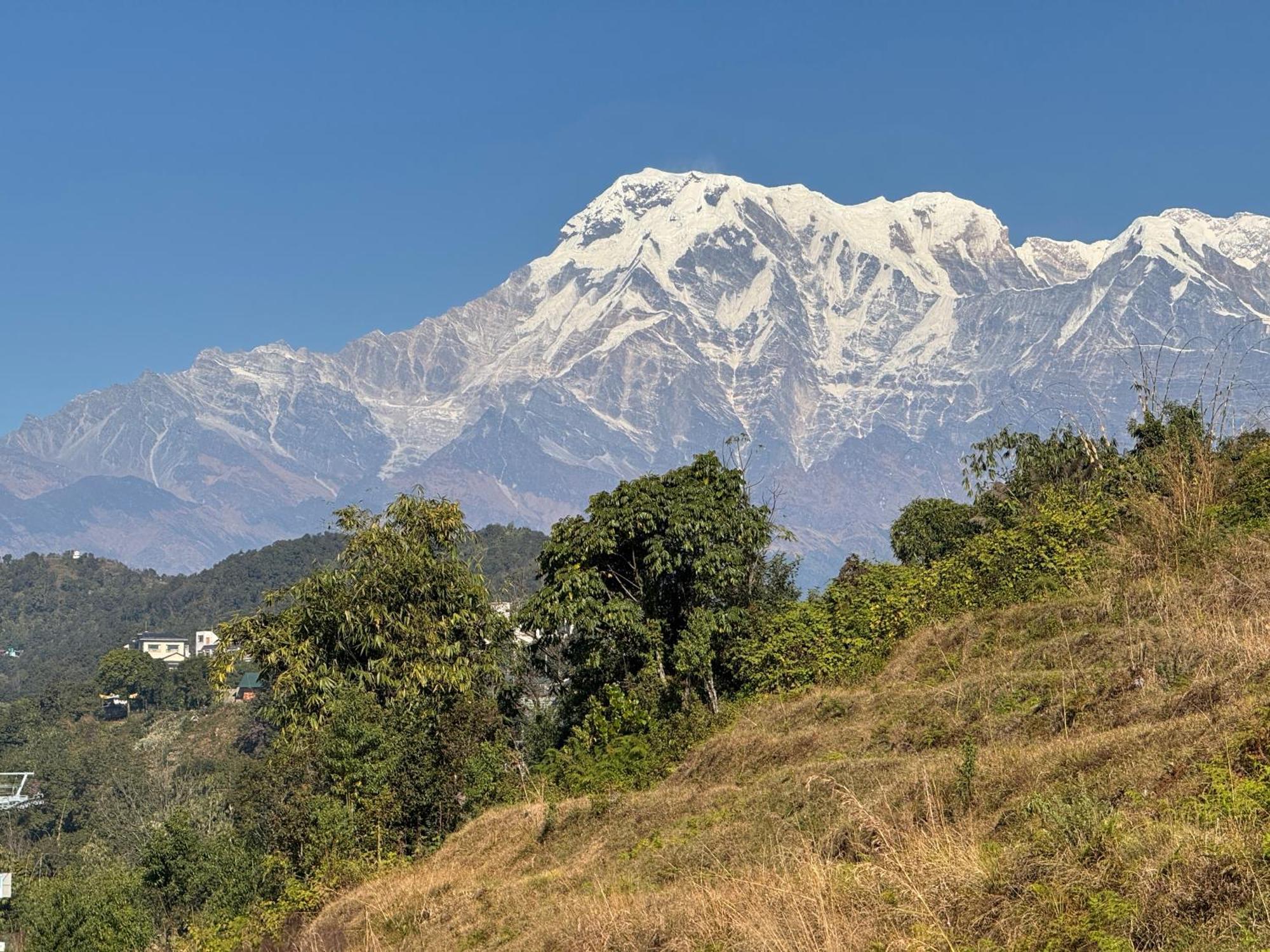 Panoramic View Guest House Sarangkot ポカラ エクステリア 写真
